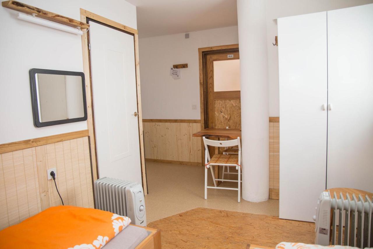 Apartmani Papes คาปรินา ภายนอก รูปภาพ